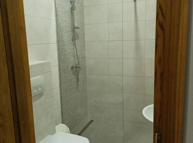 Lubin Hostal Leópolis